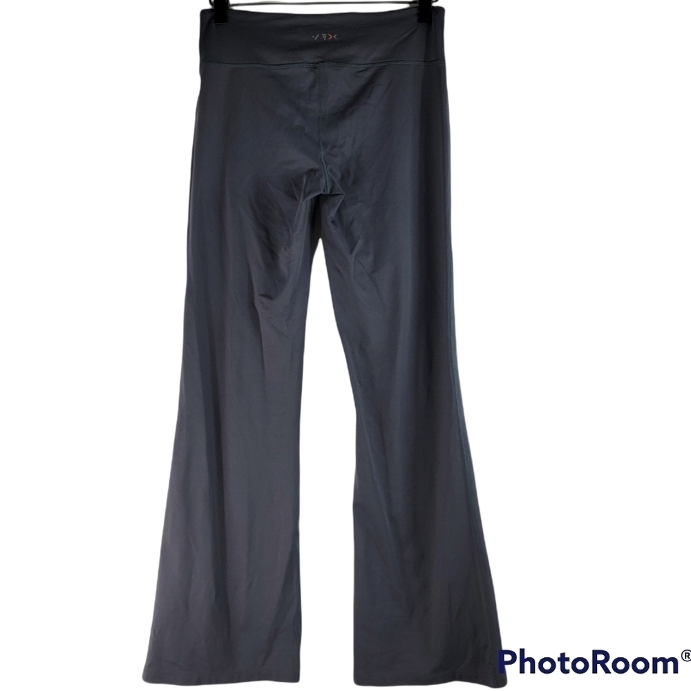 🟢 3 for $30🟢 VICTORIA SECRET VSX FLARE FIT YOGA & EXERCISE PANTS / LEGGINGS - Picture 9 of 9